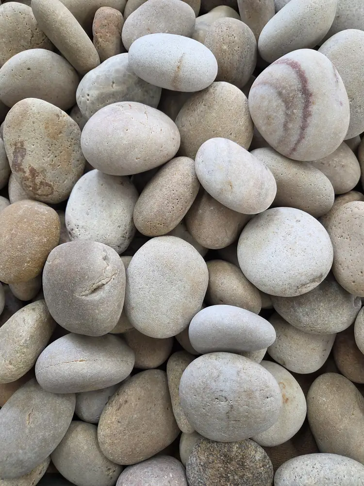 Tan Beach Pebble – Pebbles & Exotic Stone